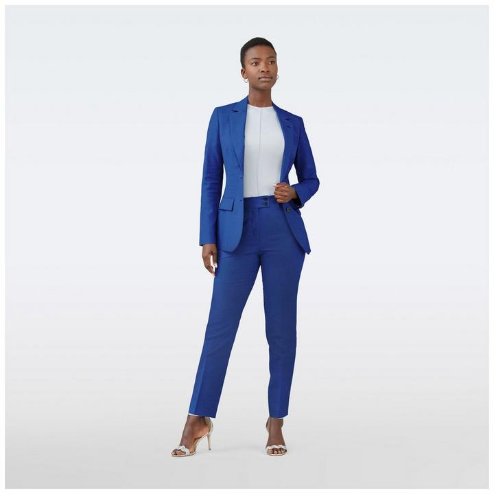 blue-solid-design-suit-women-18