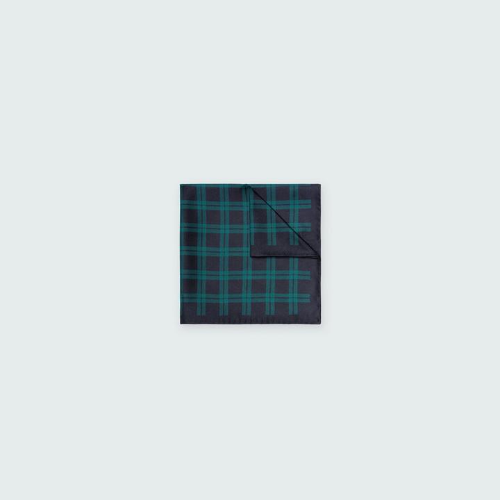 navy-plaid-design-pocket-square